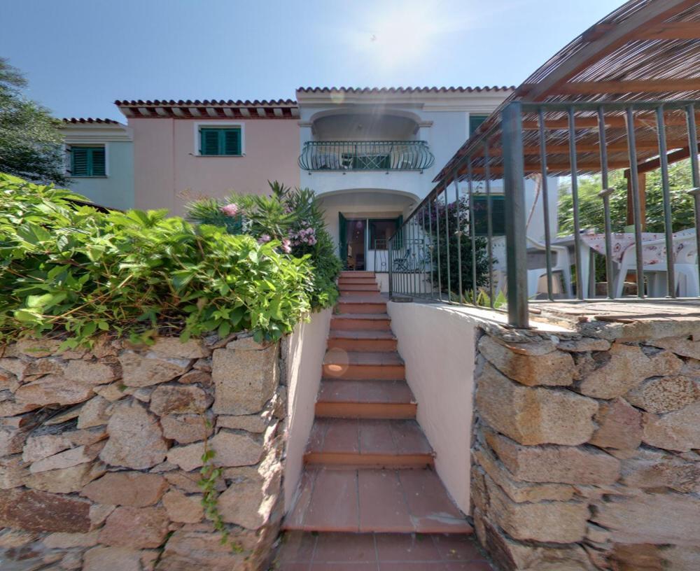 Borgo Le Logge Aparthotel