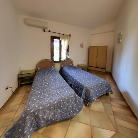 Borgo Le Logge Aparthotel Budoni Exterior photo
